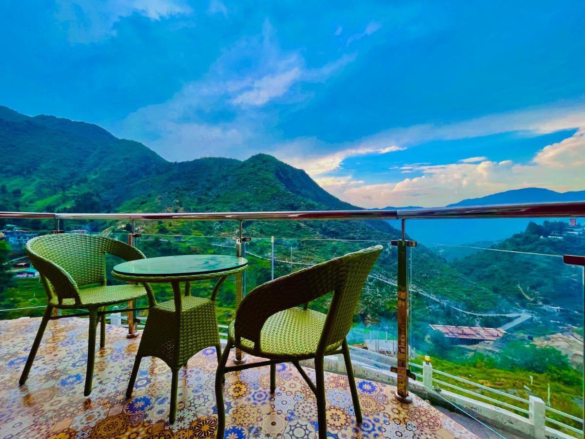 Kempty Myst Resort, Mussoorie - A Comfortable Stay Exteriér fotografie