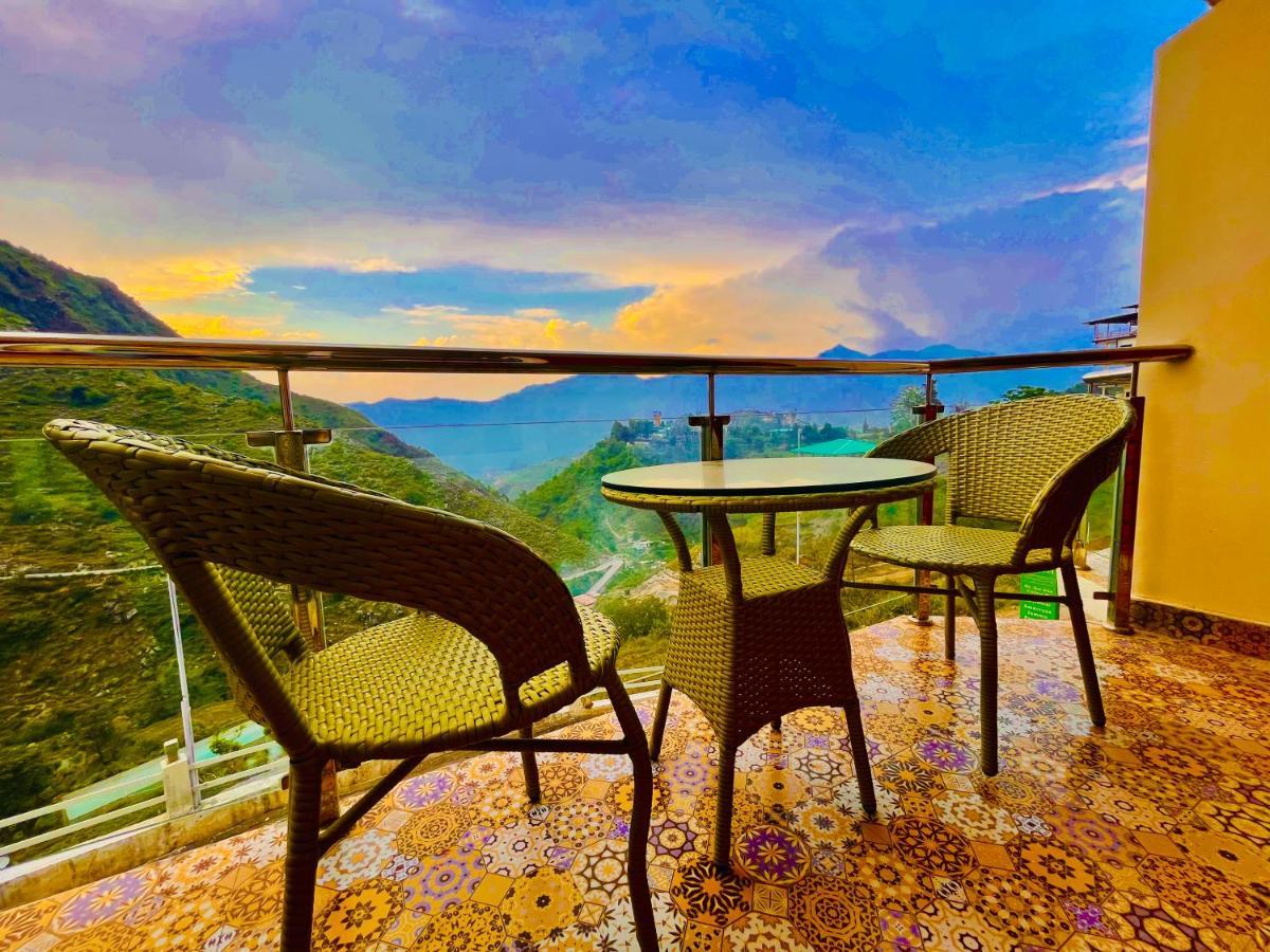 Kempty Myst Resort, Mussoorie - A Comfortable Stay Exteriér fotografie
